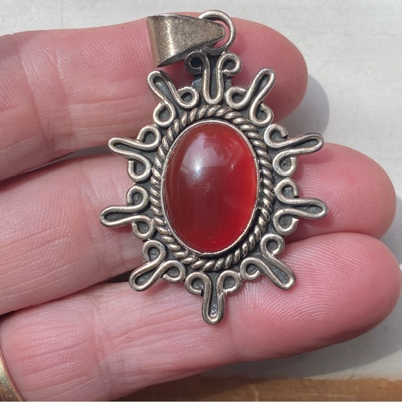 Vintage Jewelry - Sterling stone pendant